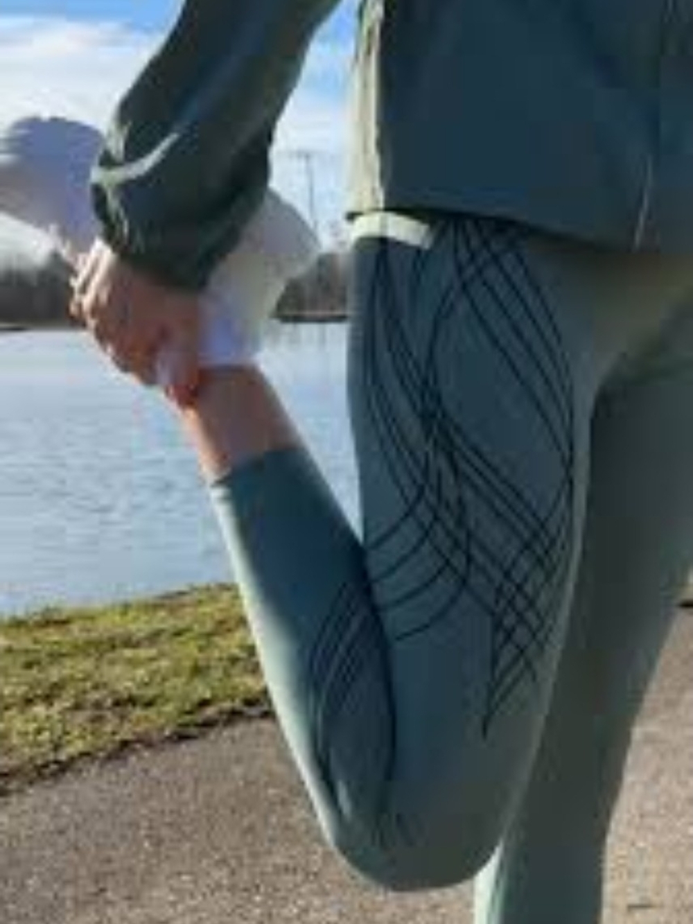 Freely New Green Teal High-Rise Reflective Detail Leggings Size Xs